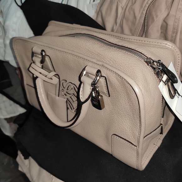 LOEWE Amazona 28 Top Handle Bag - Picture 4 of 16